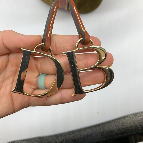 Dooney & Bourke Olive Green and Brown leather Shoulder Bag - Picture 9 of 16